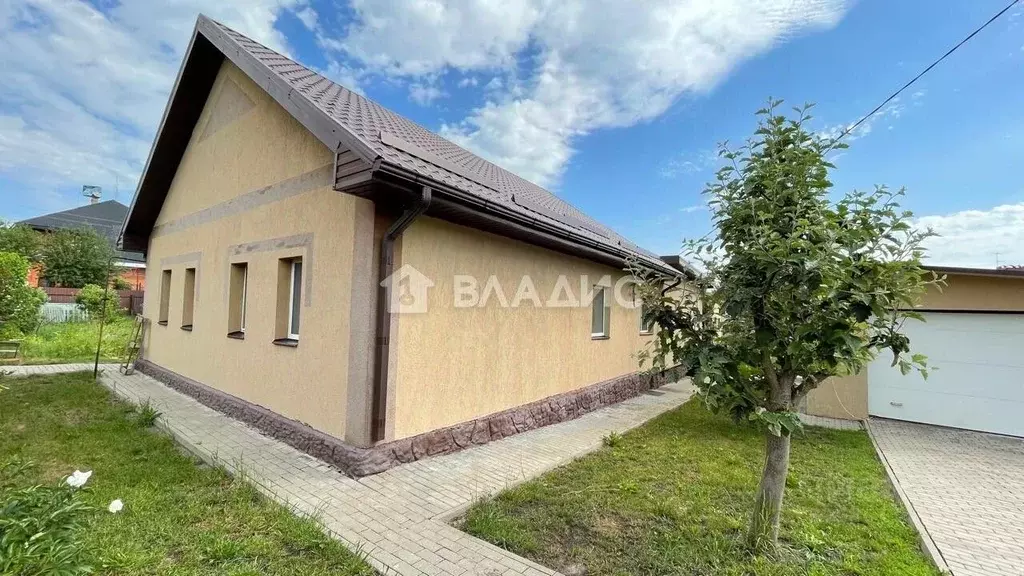 Дом в Белгородская область, Старый Оскол ул. Хмелева (85 м) - Фото 0