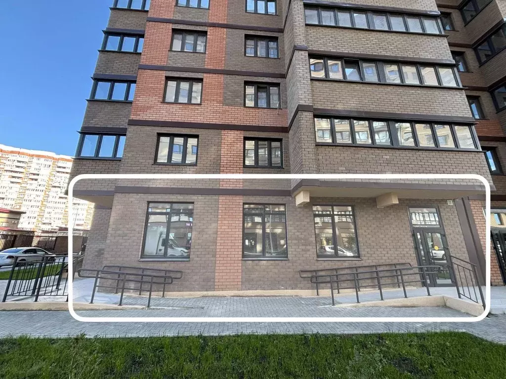 Торговая площадь в Краснодарский край, Краснодар Догма Парк мкр, ул. ... - Фото 1