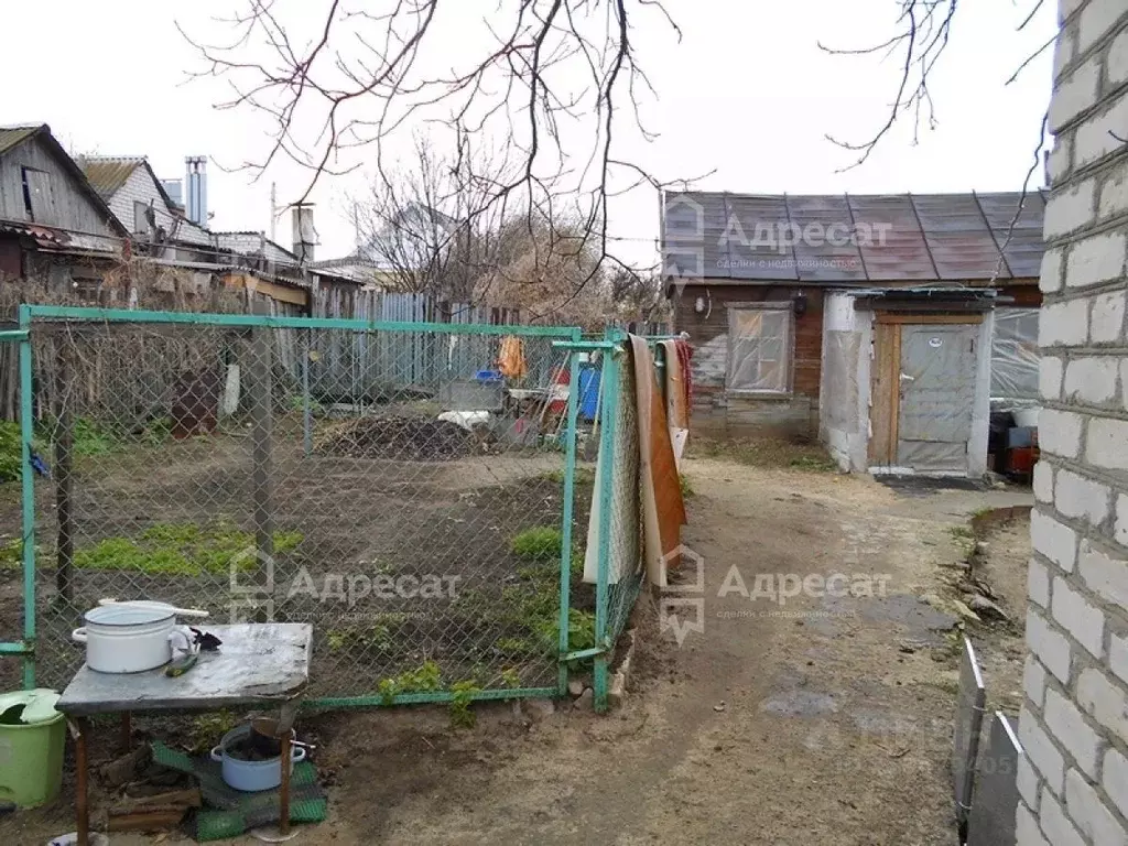 Дом в Волгоградская область, Волгоград ул. Антонина Дворжака (70 м) - Фото 1