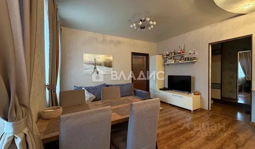 2-к кв. Калининградская область, Калининград Майский пер., 1 (61.3 м) - Фото 1