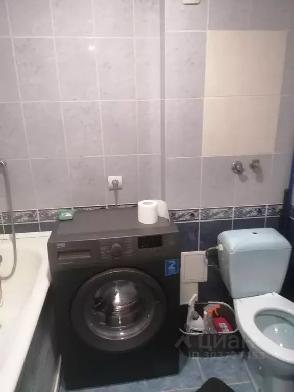 Студия Алтайский край, Барнаул ул. Малахова, 59 (30.0 м) - Фото 1