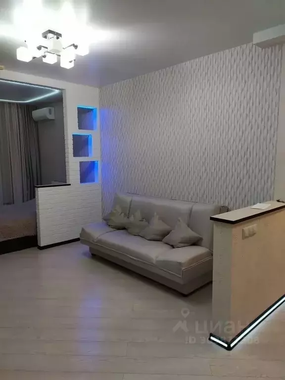 1-к кв. Татарстан, Казань ул. Баки Урманче, 10 (55.0 м) - Фото 0