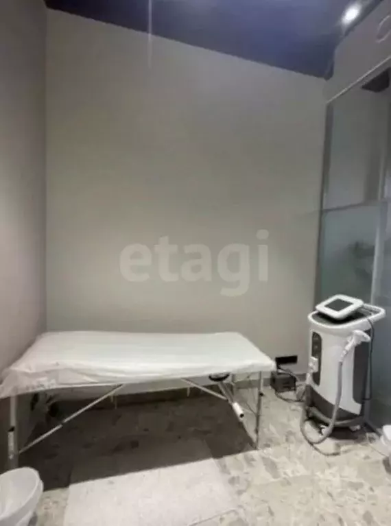 Офис в Крым, Симферополь ул. Набережная имени 60-летия СССР (55 м) - Фото 2