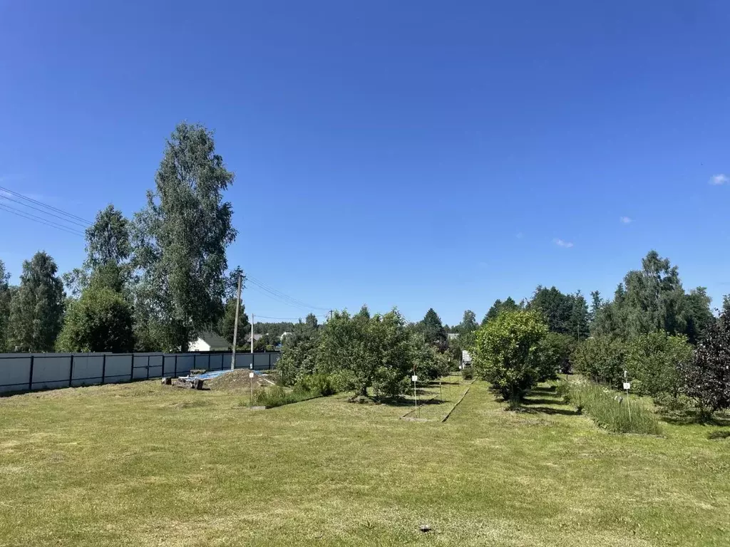 Дом в Смоленская область, Рославльский муниципальный округ, д. Генино  ... - Фото 1