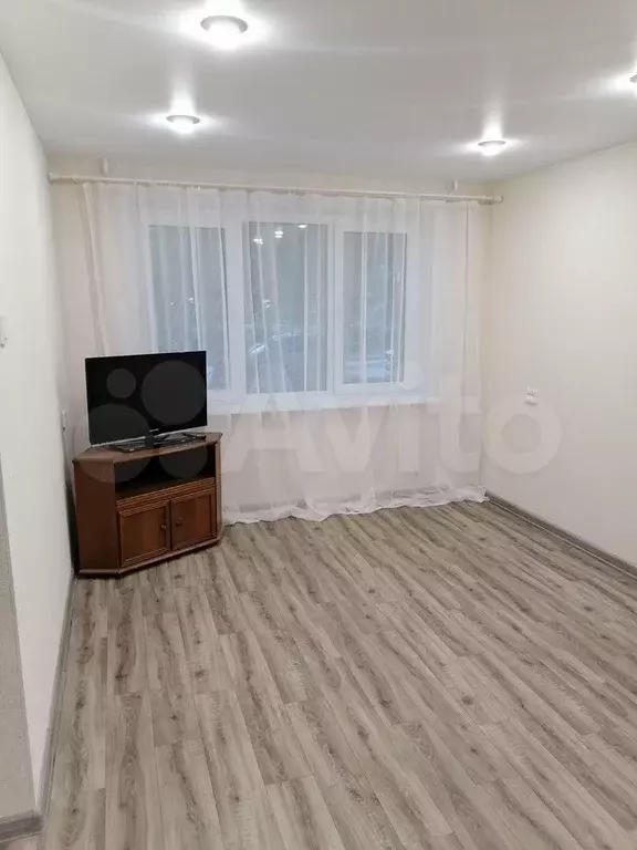 3-к. квартира, 60 м, 1/5 эт. - Фото 1