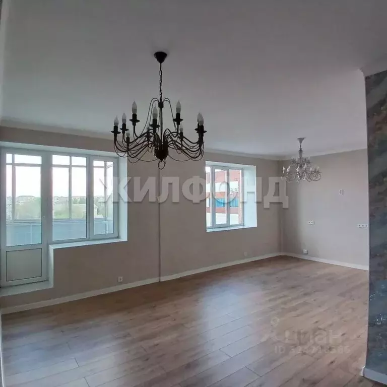 3-к кв. Хакасия, Абакан ул. Чехова, 95к2 (100.0 м) - Фото 1