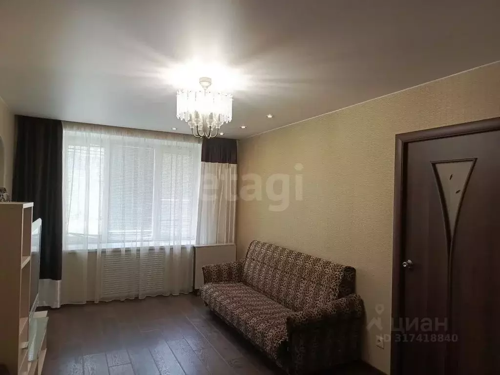 2-к кв. Ленинградская область, Кириши ул. Мира, 9 (43.9 м) - Фото 1