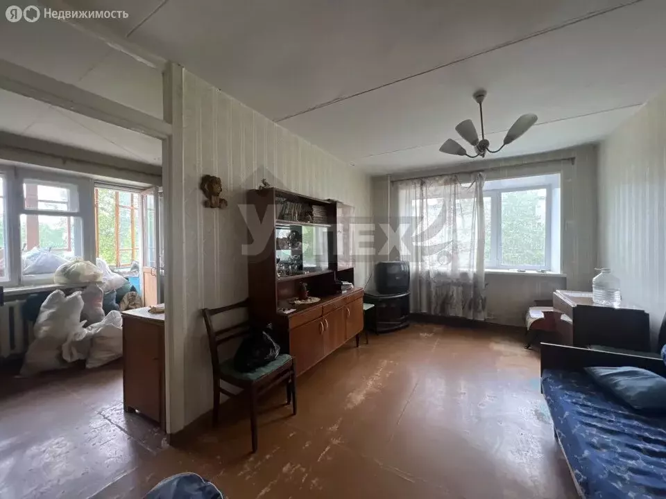 2-комнатная квартира: Нижний Тагил, улица Энтузиастов, 80 (41 м) - Фото 0