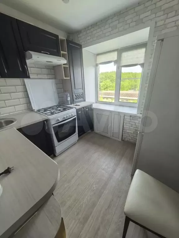 2-к. квартира, 45 м, 5/5 эт. - Фото 0