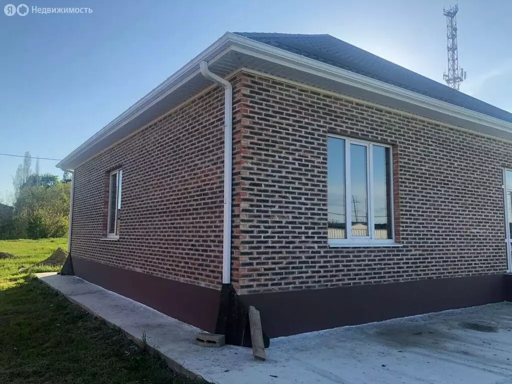 Дом в станица Васюринская, Железнодорожная улица, 80 (100 м) - Фото 1