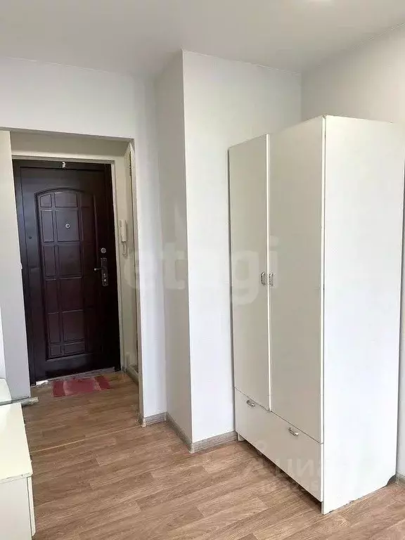 Студия Тюменская область, Тюмень ул. Мельникайте, 67 (12.7 м) - Фото 0