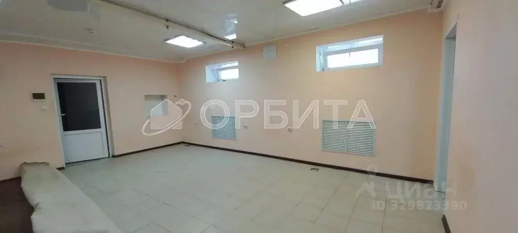 Производственное помещение в Тюменская область, Тюмень ул. 30 лет ... - Фото 1
