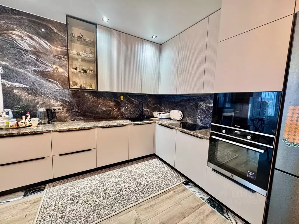 3-к кв. Алтайский край, Барнаул ул. Профинтерна, 28А (53.8 м) - Фото 0