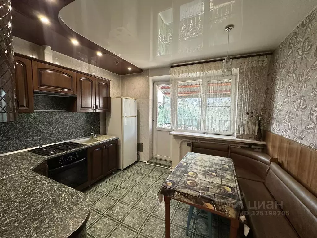 Дом в Ставропольский край, Ставрополь № 8 мкр, пер. Анисимова, 13 (190 ... - Фото 0