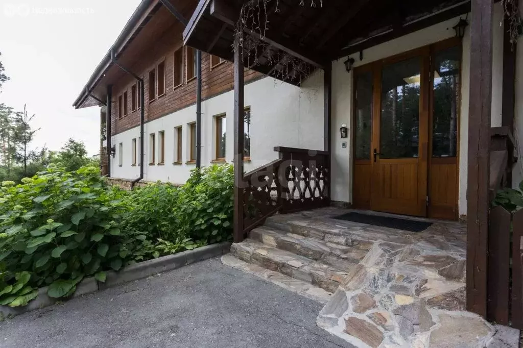 3-комнатная квартира: Новосибирск, Дачное шоссе, 2/3 (176 м) - Фото 1