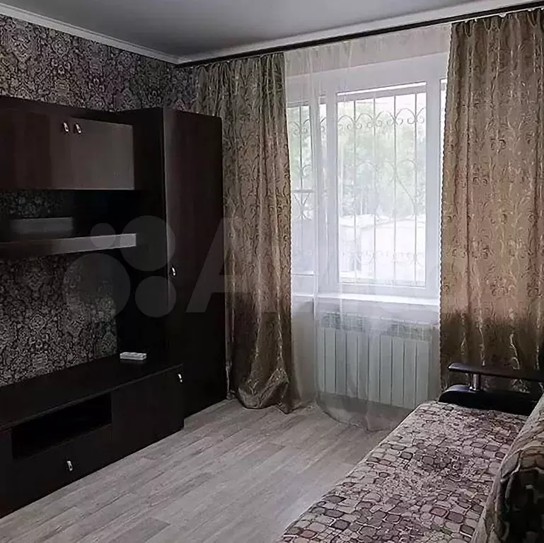 1-к. квартира, 30 м, 1/10 эт. - Фото 0