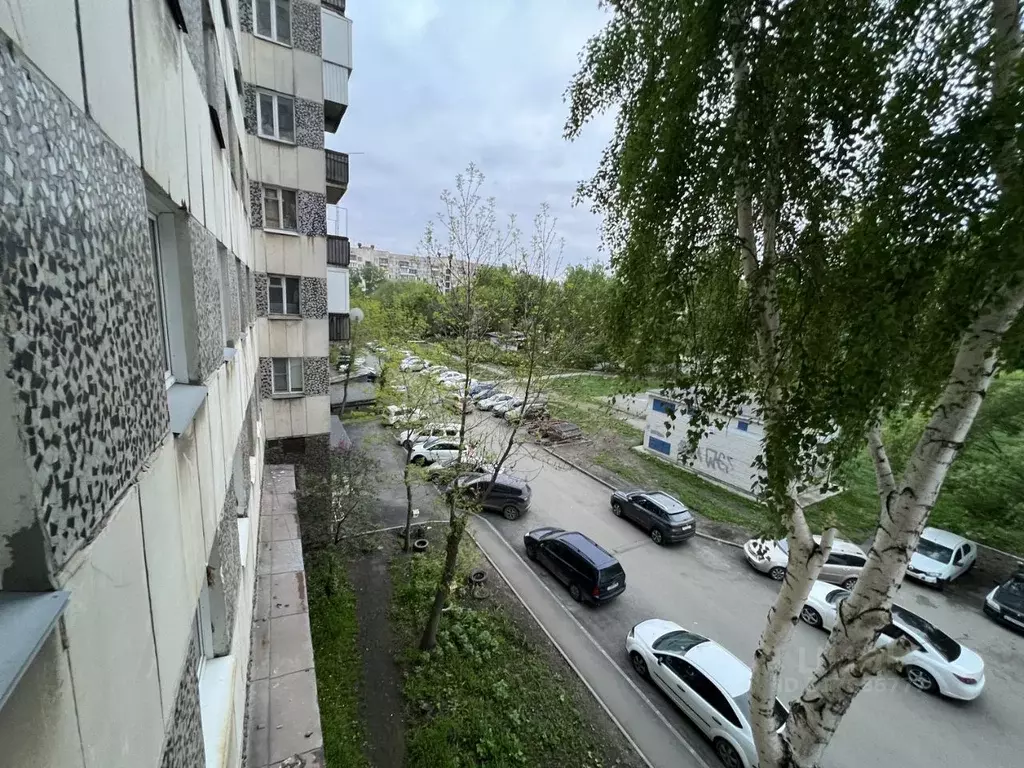 1-к кв. Челябинская область, Челябинск ул. Комарова, 110 (30.1 м) - Фото 0