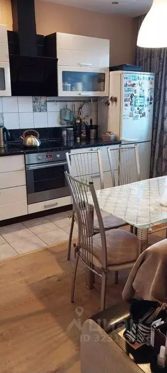 4-к кв. Бурятия, Улан-Удэ Геологическая ул., 24А (95.4 м) - Фото 1