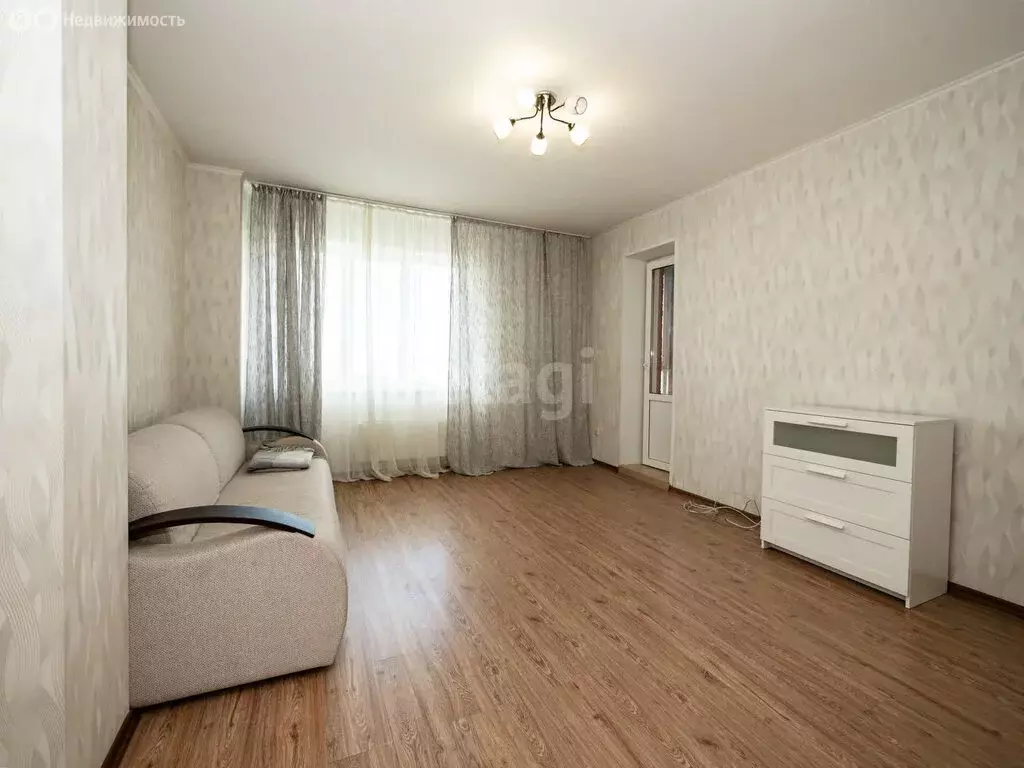 2-комнатная квартира: Новосибирск, Красный проспект, 181 (72 м) - Фото 1