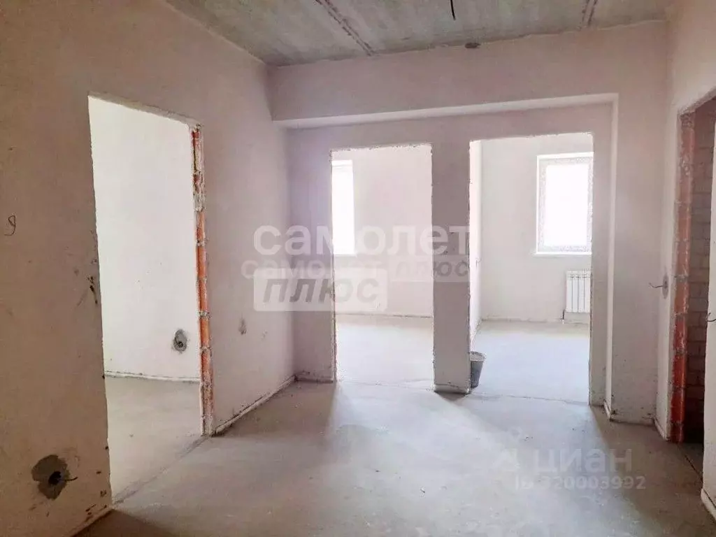 3-к кв. Калужская область, Калуга ул. Академика Потехина, 7к1 (82.0 м) - Фото 2