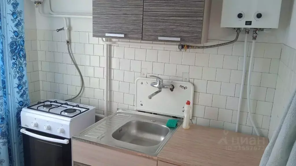 2-к кв. Крым, Керчь ул. Марата, 4 (49.0 м) - Фото 0