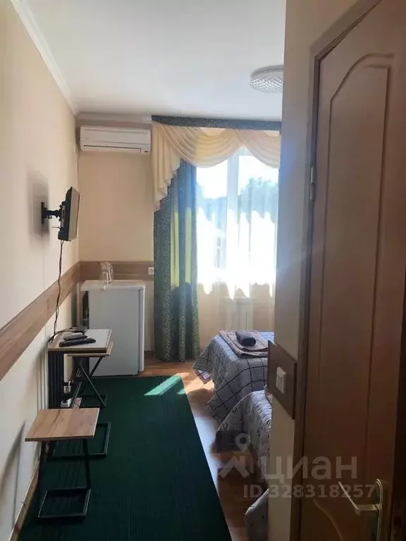 Комната Краснодарский край, Геленджик ул. Островского, 93 - Фото 2
