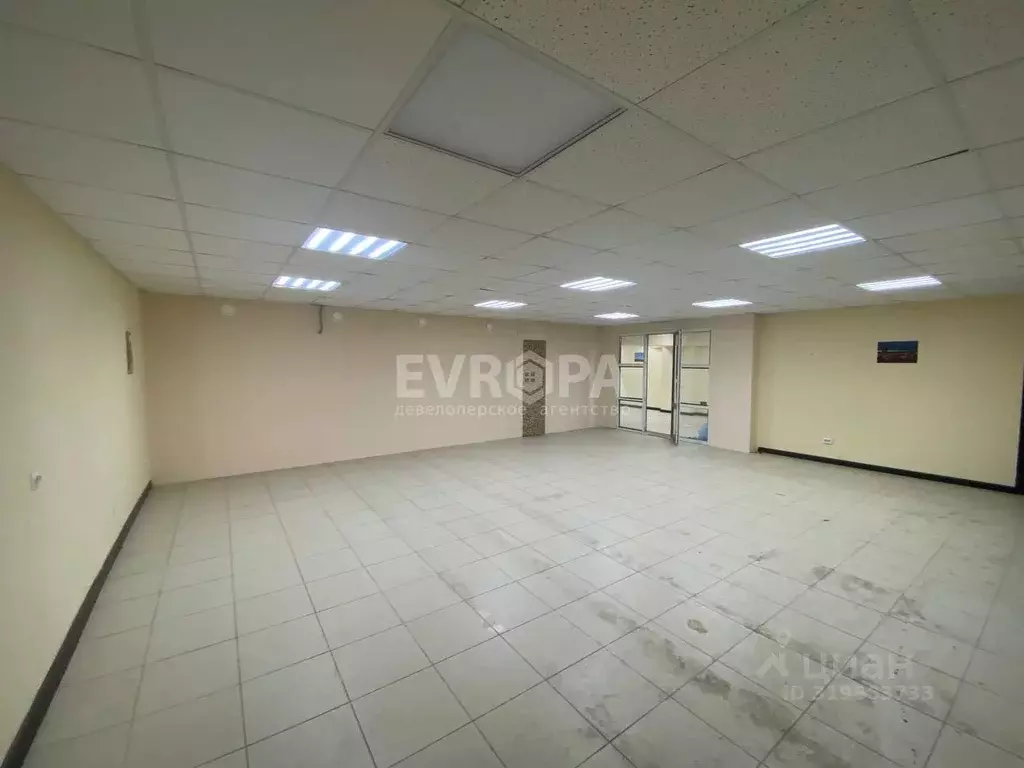 Помещение свободного назначения в Ульяновская область, Ульяновск ... - Фото 0