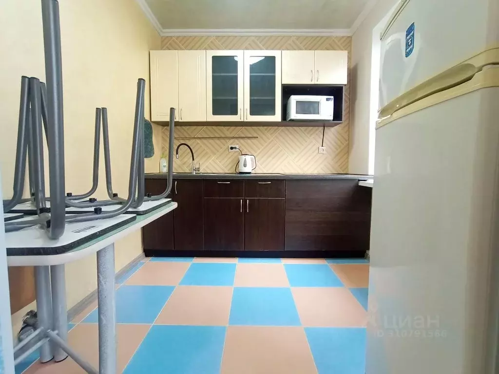 4-к кв. Самарская область, Тольятти 6-й кв-л, бул. Королева, 8 (60.0 ... - Фото 1