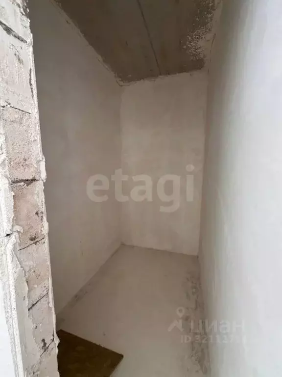 Студия Крым, Сакский район, с. Штормовое ул. 60 лет Октября (33.0 м) - Фото 1