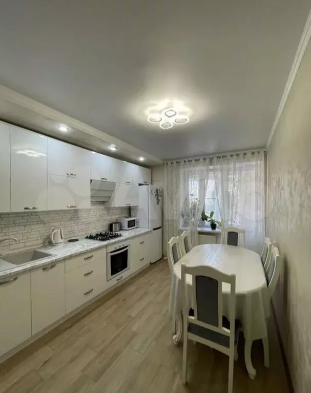 2-к. квартира, 59,5 м, 1/5 эт. - Фото 0