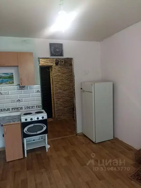 Студия Красноярский край, Красноярск Тамбовская ул., 23 (18.0 м) - Фото 1