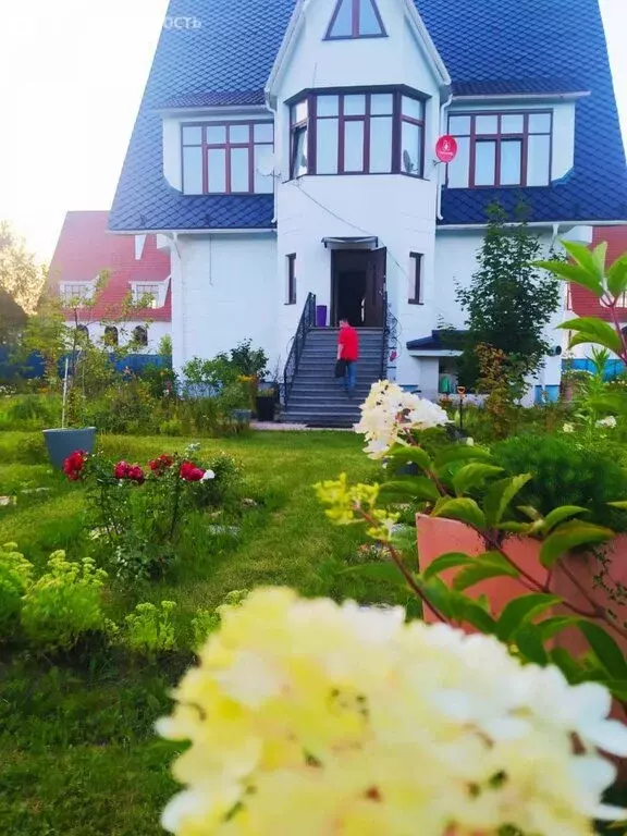 Дом в село Петрово-Дальнее, улица Булгакова, 7 (630 м) - Фото 1