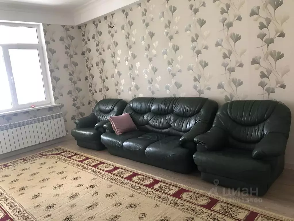 2-к кв. Дагестан, Каспийск ул. Ленина, 60А (85.0 м) - Фото 0