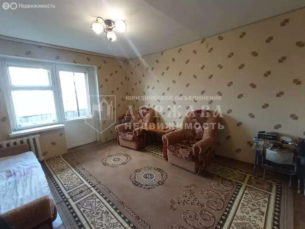 3-комнатная квартира: Топки, микрорайон Солнечный, 30 (60 м) - Фото 0