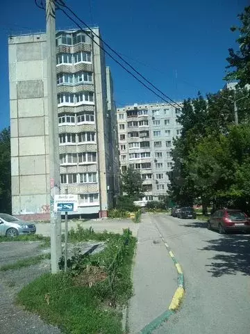 Комната 30 м в 2-к., 6/9 эт. - Фото 0