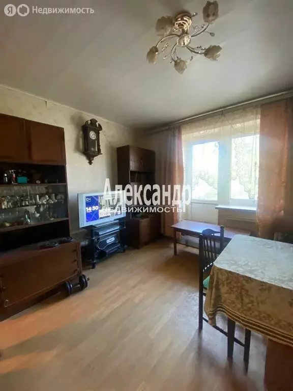 3-комнатная квартира: Санкт-Петербург, Народная улица, 65 (61.4 м) - Фото 1