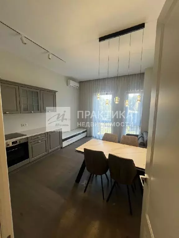 Продается 2-комнатная квартира - Фото 1