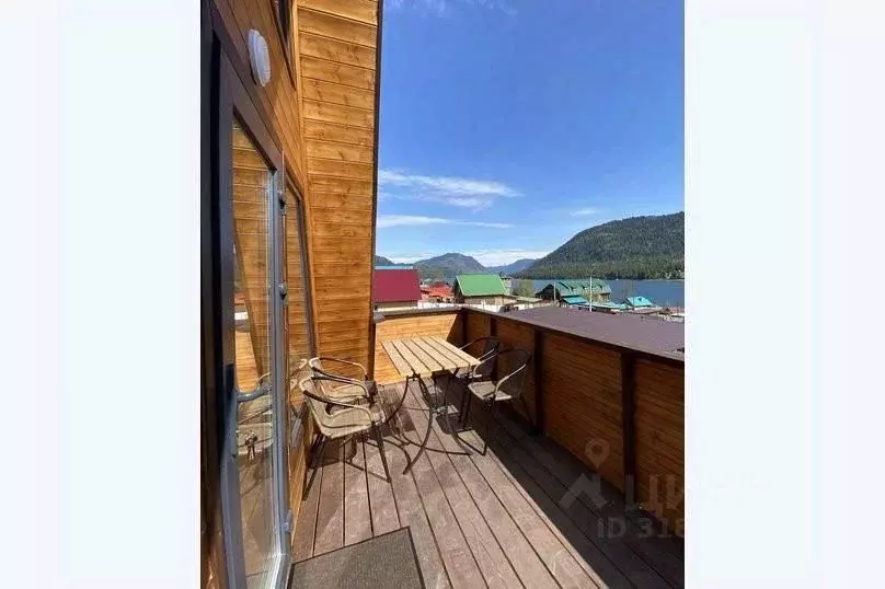 Дом в Алтай, Турочакский район, с. Артыбаш Телецкая ул., 91 (40 м) - Фото 1