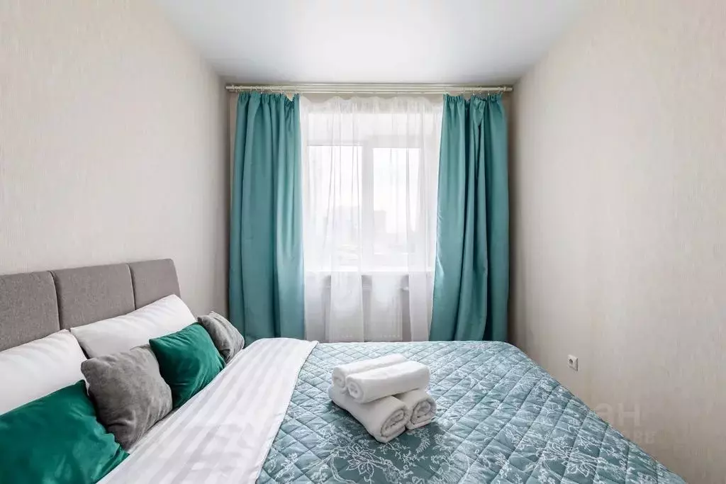 2-к кв. Татарстан, Казань ул. Рауиса Гареева, 96 (60.0 м) - Фото 1