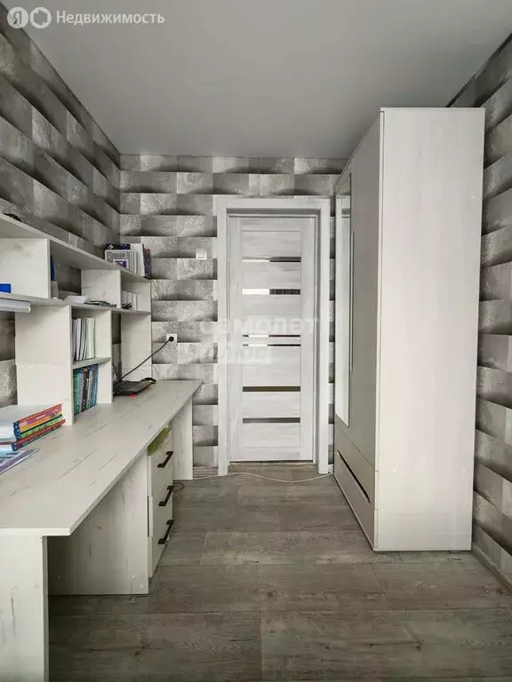 2-комнатная квартира: Заводоуковск, улица Дзержинского, 5 (49.2 м) - Фото 2