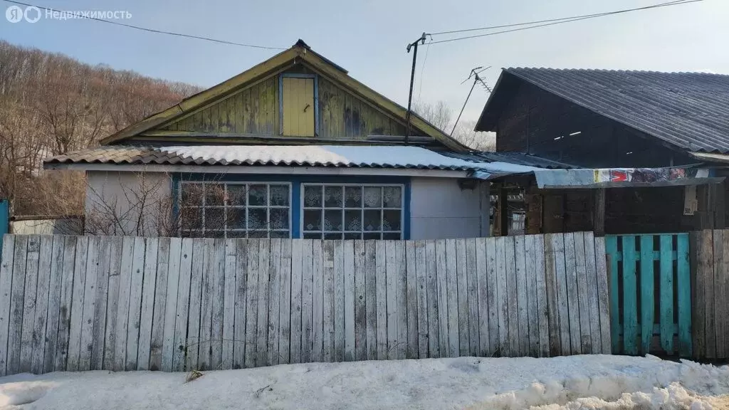 Дом в село Чугуевка, улица имени Алексея Лапика (39 м) - Фото 1