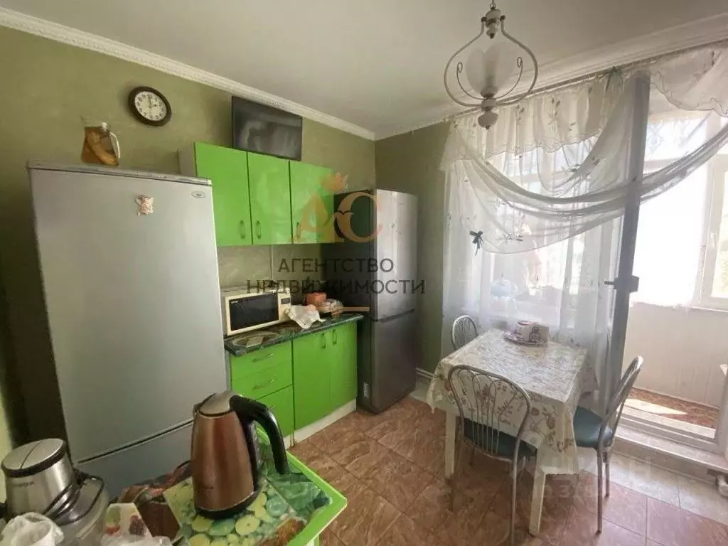 3-к кв. Крым, Феодосия ул. Украинская, 31 (70.0 м) - Фото 1