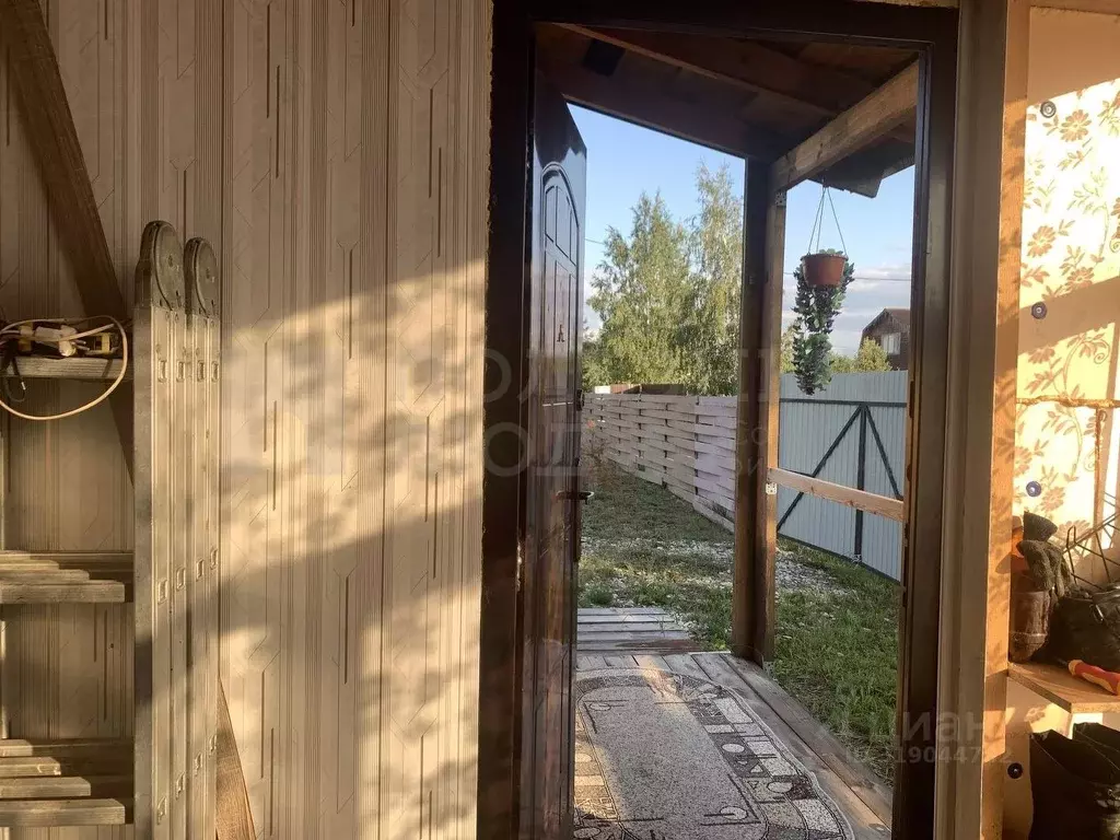 Дом в Новгородская область, Новгородский район, Трубичинское с/пос, д. ... - Фото 0