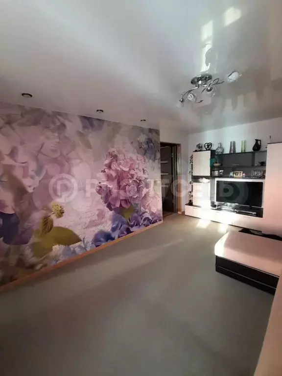 3-к. квартира, 65 м, 3/9 эт. - Фото 1