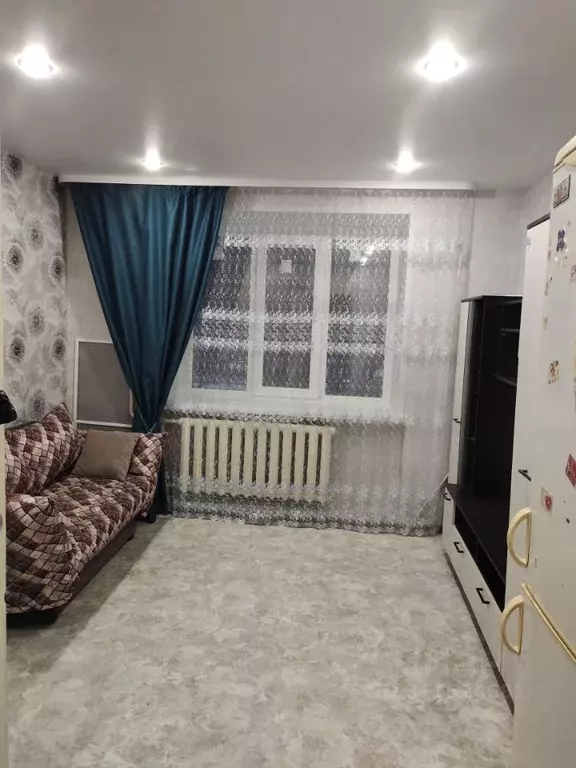 Комната Нижегородская область, Нижний Новгород ул. Юлиуса Фучика, 12 - Фото 1