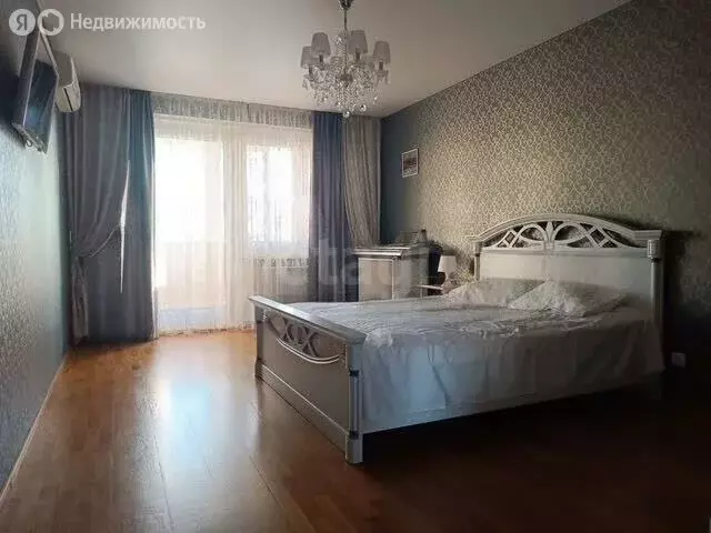 5-комнатная квартира: Пермь, улица Революции, 3/5 (122 м) - Фото 0