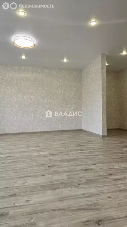 3-комнатная квартира: Уфа, улица Красина, 13/3 (62.1 м) - Фото 2