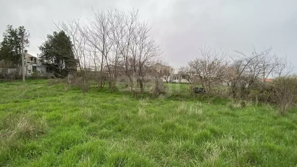 Участок в Крым, Кировский район, с. Владиславовка ул. Курская (5.0 ... - Фото 1