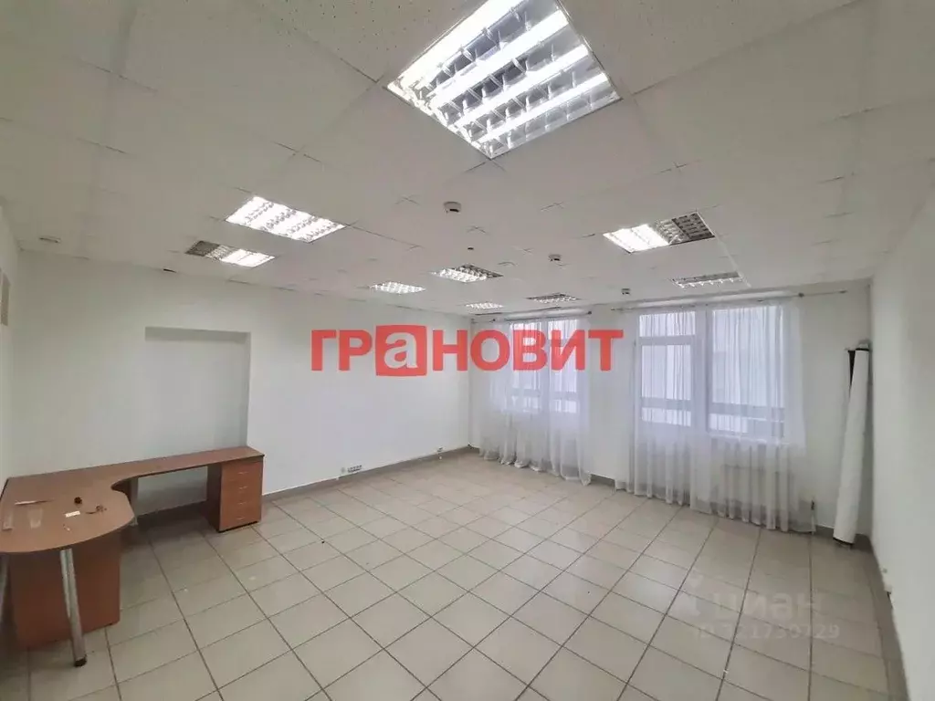 Офис в Новосибирская область, Новосибирск ул. Крылова, 36 (34 м) - Фото 1