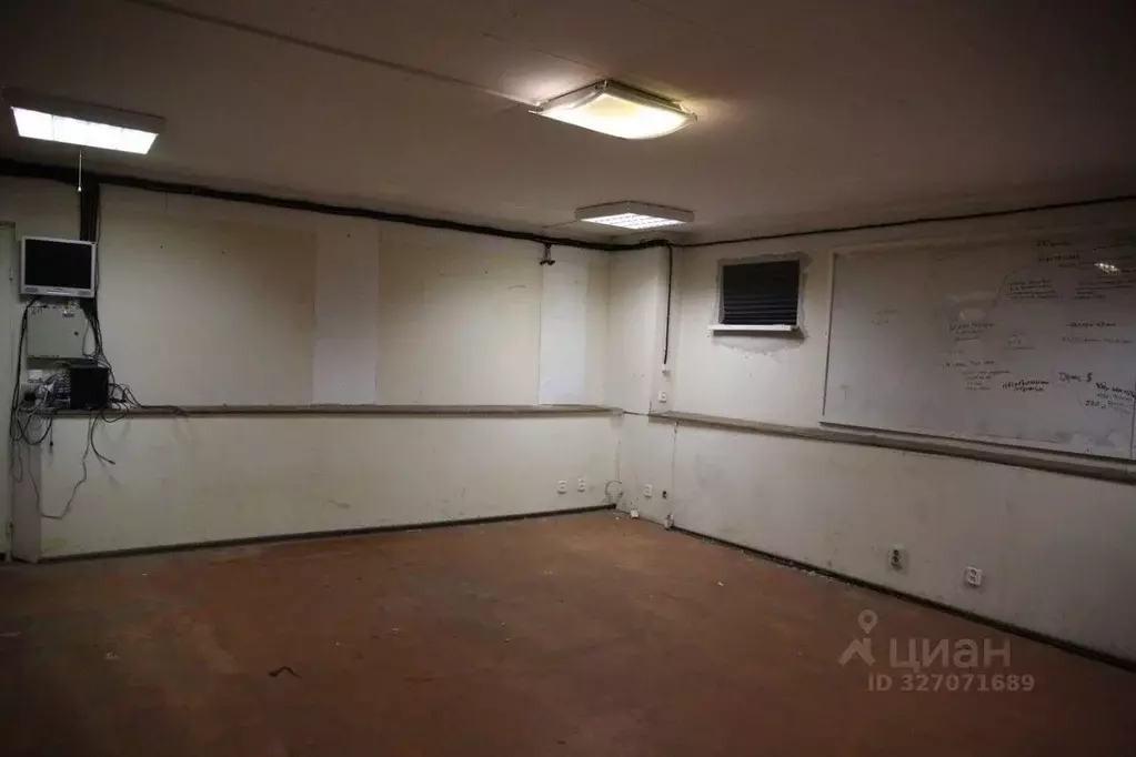 Помещение свободного назначения в Санкт-Петербург Суворовский просп., ... - Фото 1